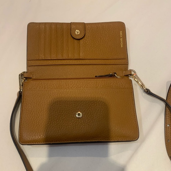 Micheal Kors Floral Embellished Pebbled Leather Convertible Crossbody Bag - Picture 3 of 6